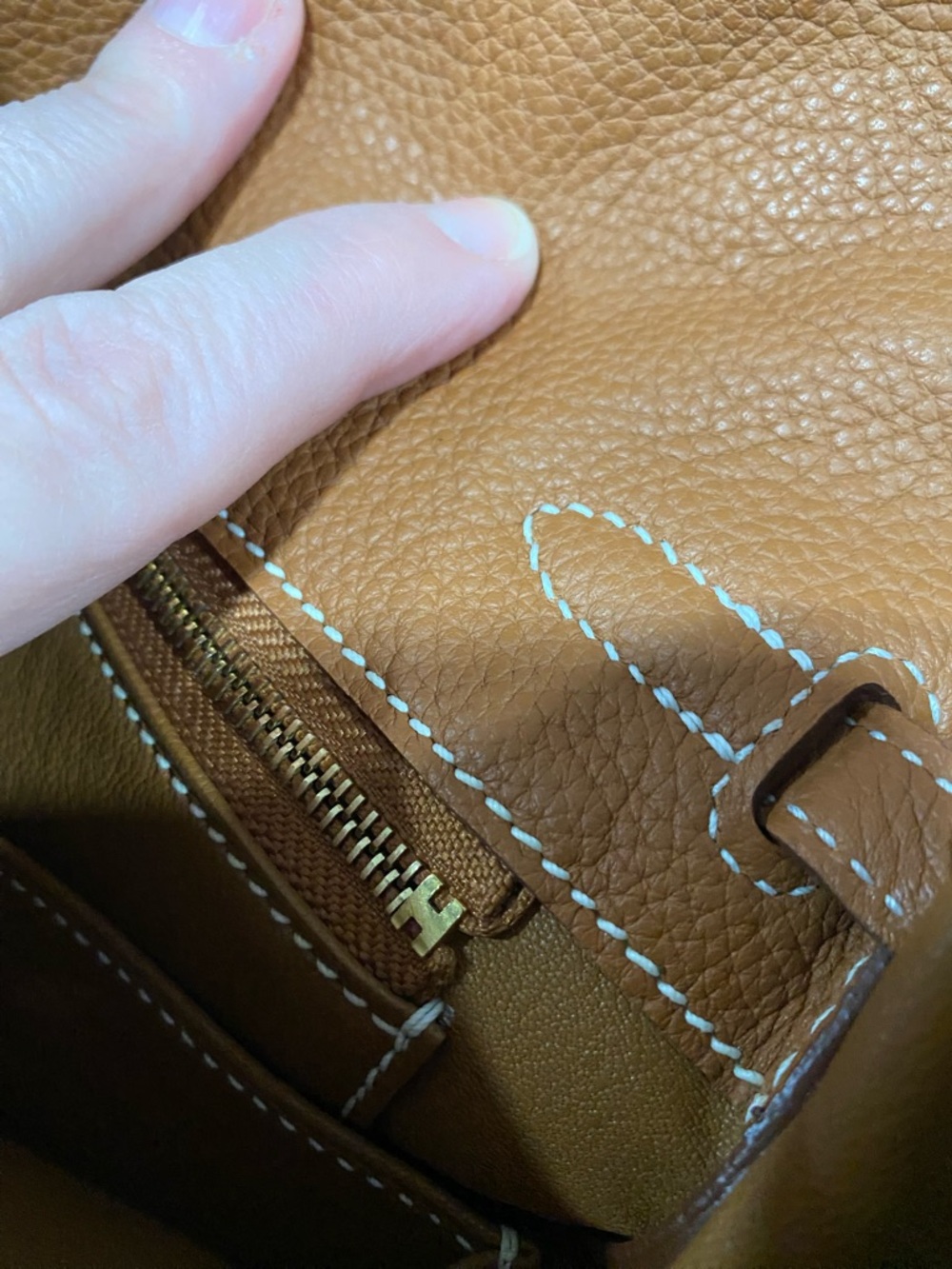 Classic Tan Leather Top-Handle Bag with Gold Hardware - Picture 9 of 15